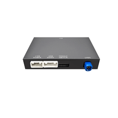 Modul til CarPlay og Android Auto på original Porsche-skærm med tilslutningsporte.